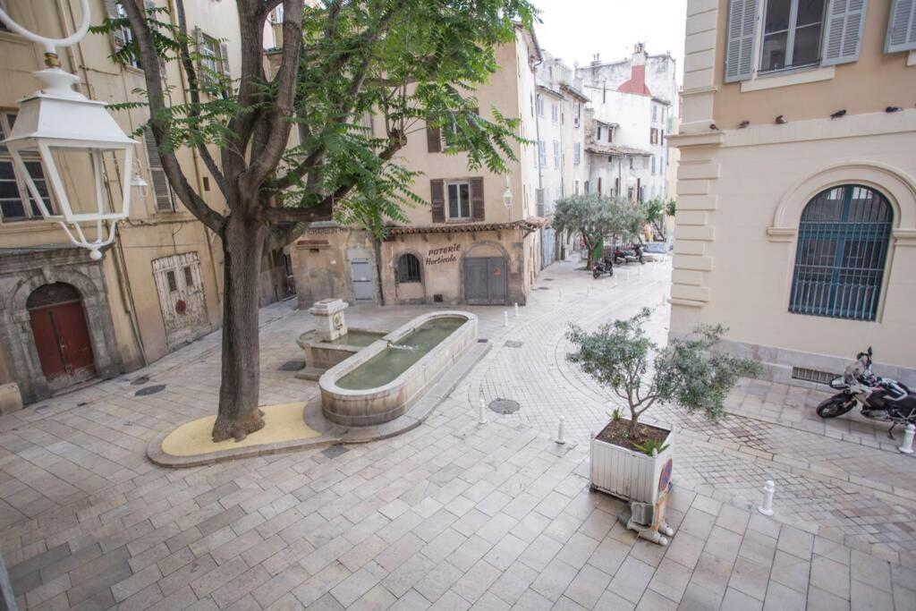 Gregbnb - Centre Ancien - T2 Street Art - Wifi Тулон Екстер'єр фото
